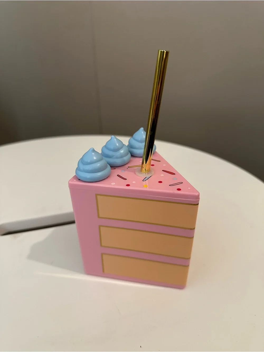 Packed Party Piece of Cake sipper set